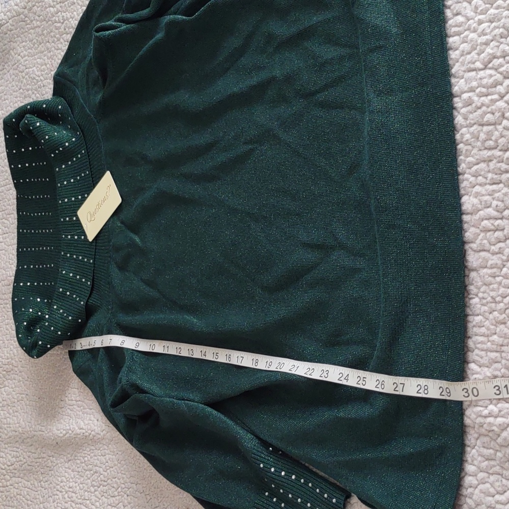 Questions 2X Metallic Rhinestone Ribbed Trim Turtleneck Green Sweater - Picture 5 of 16